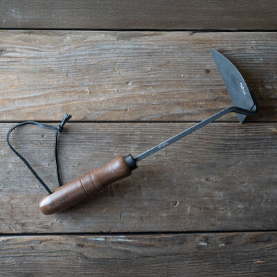 Hand Hoe &ndash; Right-Hand Japanese Style Weeders and Cultivators