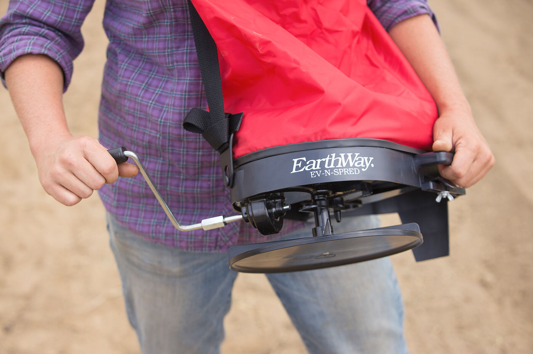 Ev-n-Spred&reg; Seeder/Spreader Handheld