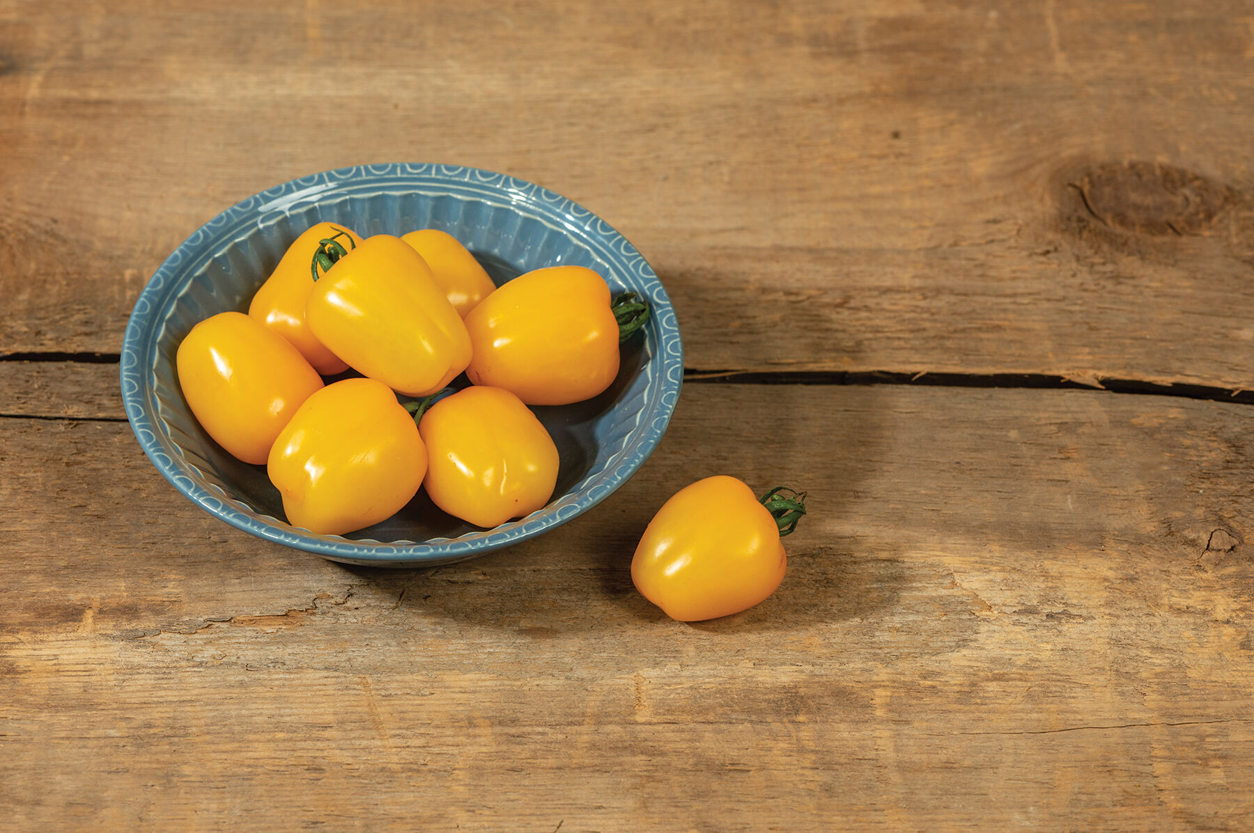 Apple Yellow Cherry Tomatoes