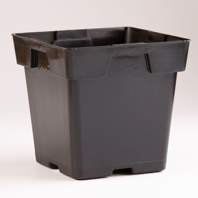 Jumbo Square Plastic Pots – 8 Count Jumbo Square Plastic Pots – 8 Count Plastic Pots